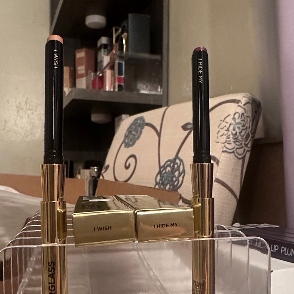 Hourglass lipstick bundle